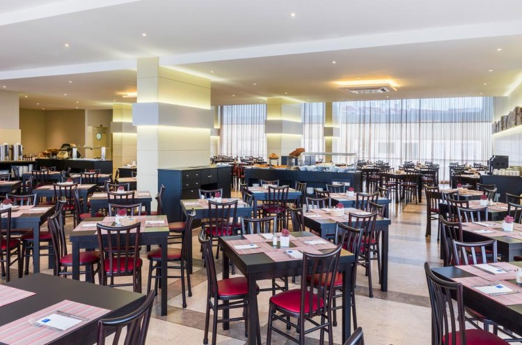 Tryp Lisboa Caparica Mar